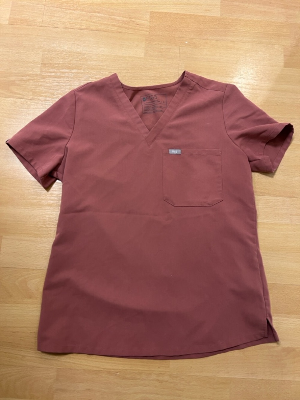 FIGS Catarina One Pocket Scrub Top - mauve.